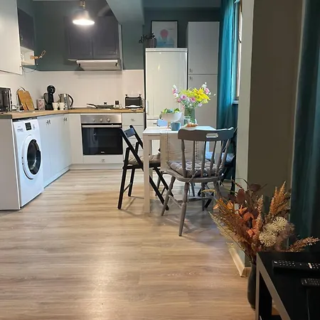 Glarus By Park Warna