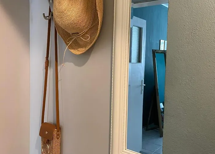 Glarus By Park Apartment